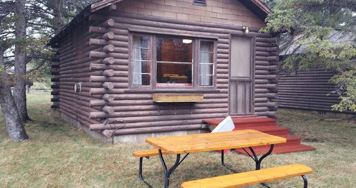 Penrods on Au Sable - Recent Photos As Of 2022 Of Kayak Rental And Cabins (newer photo)